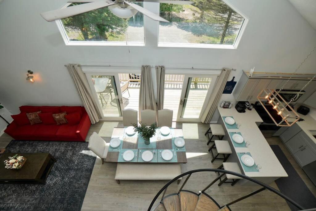 A Gorgeous Home, 5br-2bt, Perfect For Your Family!